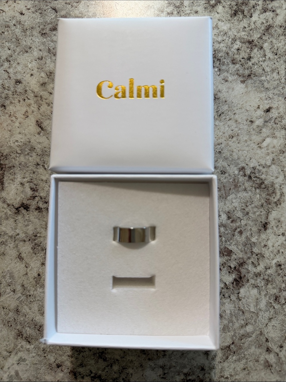 Calmi Silver Magnetic Ring